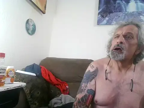 Chat +18 de Harley1414Vicky ao vivo