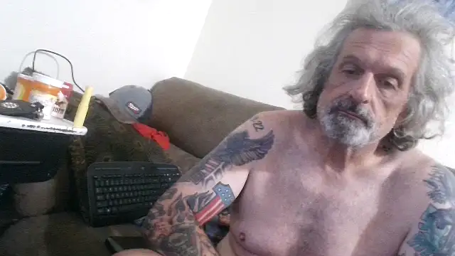 Chatroom XXX en direct de Harley1414Vicky