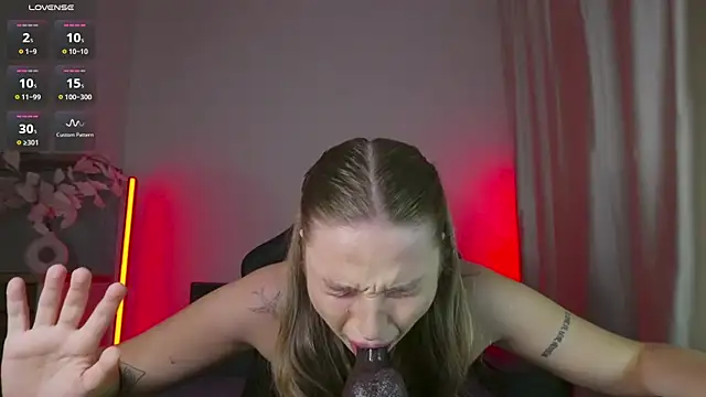 violla_sinzz XXX чат на живо