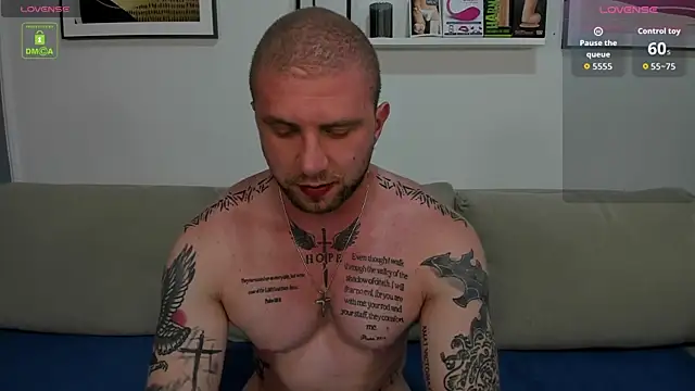 Gerard_Finbar Show in webcam
