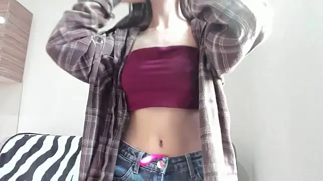ErlinaBuoy's Webcam Show