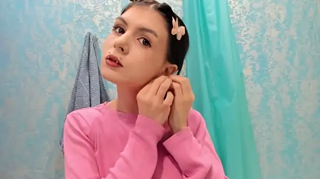 ErlinaBuoy's Webcam Show