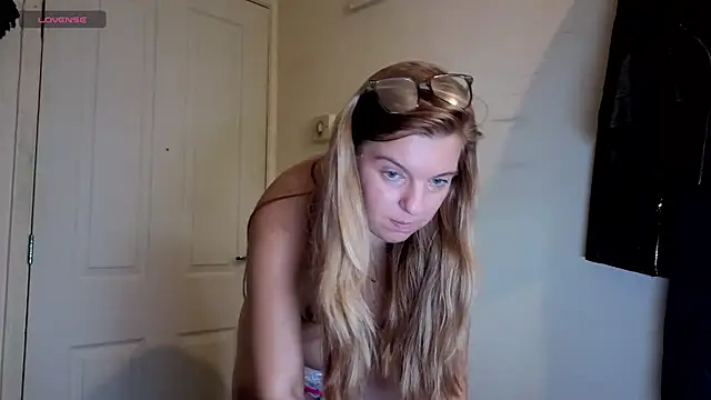 Demi_WelshX's Webcam Show