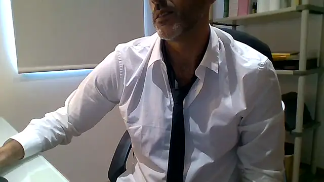 66MA69 Show Webcam