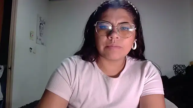 Pokój czatu na żywo – Kimmy_kimmy_
