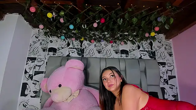 LucyRosse Adlı Modelin Canlı XXX Sohbeti