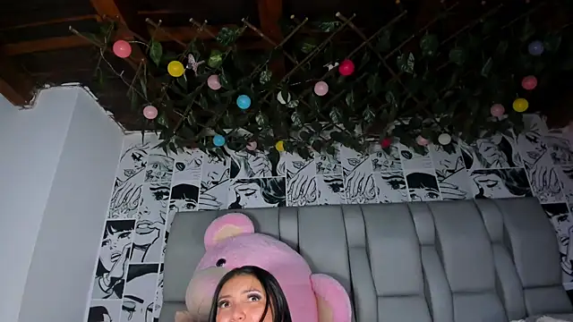 LucyRosse Chat XXX in diretta