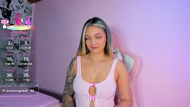 Chat +18 de LucyRosse ao vivo