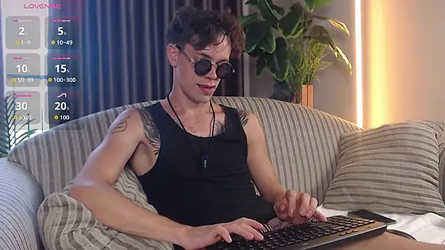 William_Henry_ Webcam Show