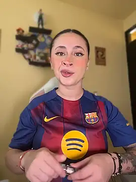 chloe_rockss_'s Webcam Show