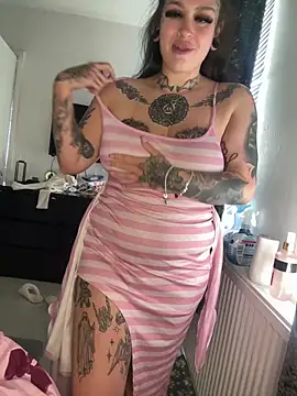 tempzzz12's Webcam Show