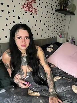 tempzzz12's Webcam Show