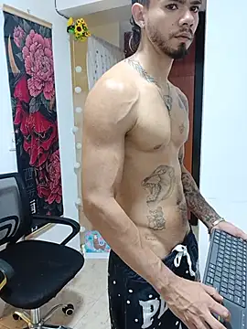 Show modela Niick01_ na web-kameri