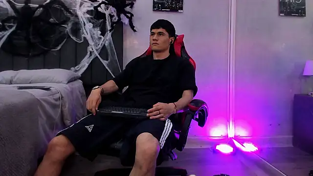 roan_birkin Webcam show