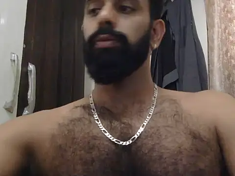 indianhairybull: διαδικτυακό σόου στην κάμερα