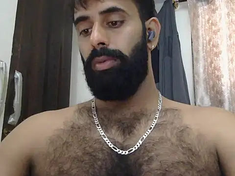 indianhairybull: διαδικτυακό σόου στην κάμερα
