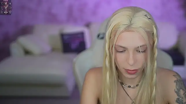 צ'אט XXX בשידור חי של Suzan_Mayer