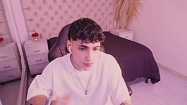 JhoanLeandro 网络视讯表演