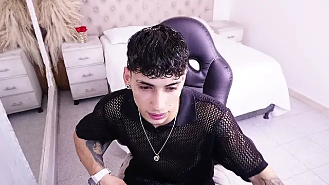 JhoanLeandro 网络视讯表演