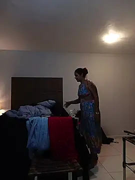 Show modela Pantaneirasexy na web-kameri