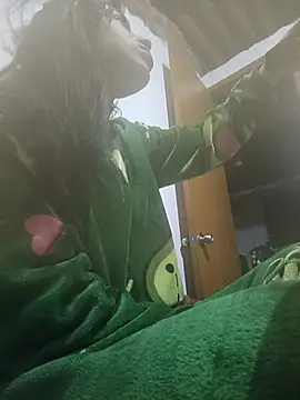 Ariell_Kieran élő XXX-chatje