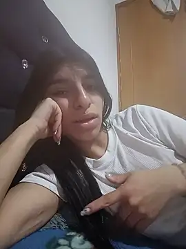 Ariell_Kieran লাইভ XXX চ্যাট
