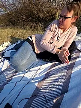 Fuxy-love69 在線直播表演