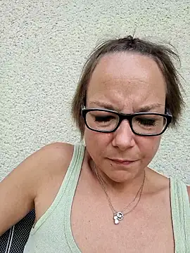 Živá chatovací místnost Fuxy-love69