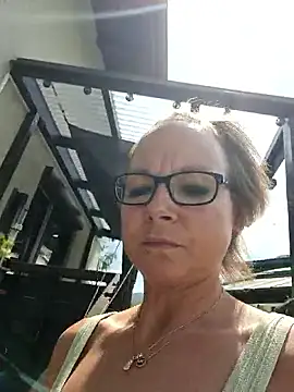 Fuxy-love69's Webcam Show