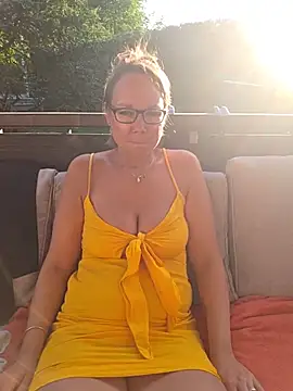 Fuxy-love69 Show Webcam