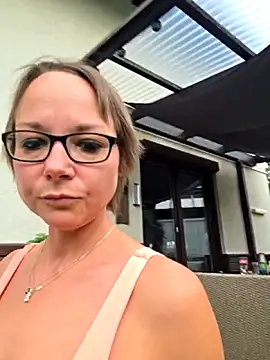 Fuxy-love69 Webcam Show