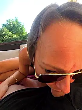 Fuxy-love69's Webcam Show