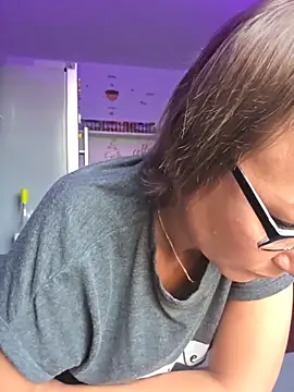 Fuxy-love69 Webcam show