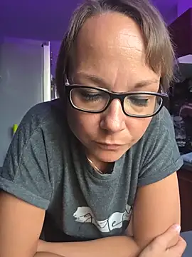 Fuxy-love69's Webcam Show