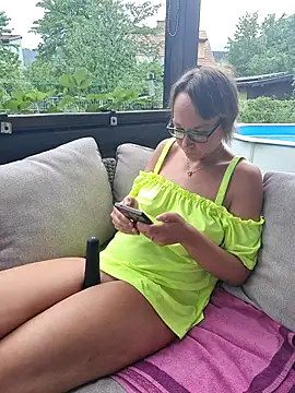 Fuxy-love69 – webcam-show