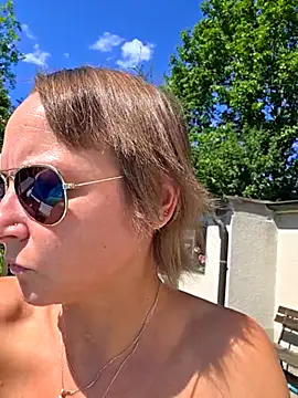 Fuxy-love69 Webcam Show