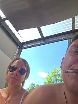 Pokazy przed kamerką – Fuxy-love69