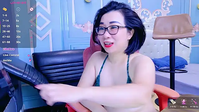 LucianaMe's Live XXX Chat