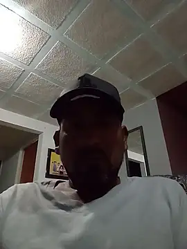 Ernesthot82's Webcam Show