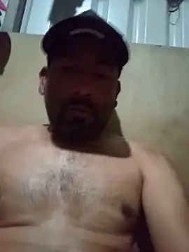 Ernesthot82 Show in webcam