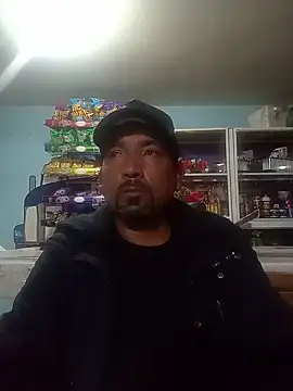 Ernesthot82 Show in webcam