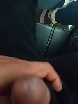 Ernesthot82 webcam show