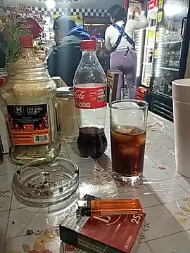 Ernesthot82 Show in webcam