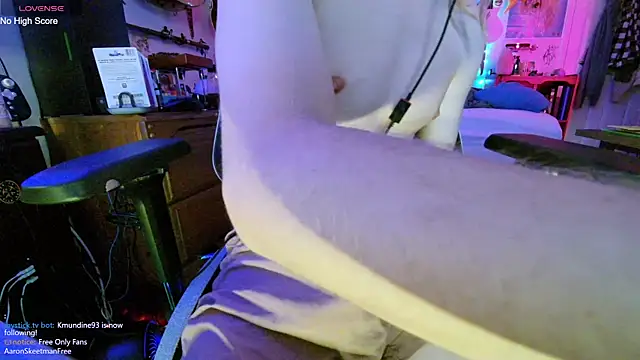 AaronSkeetman Шоу с уебкамера