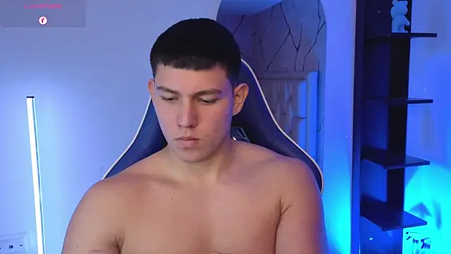 Вебкам-шоу JamesCr_