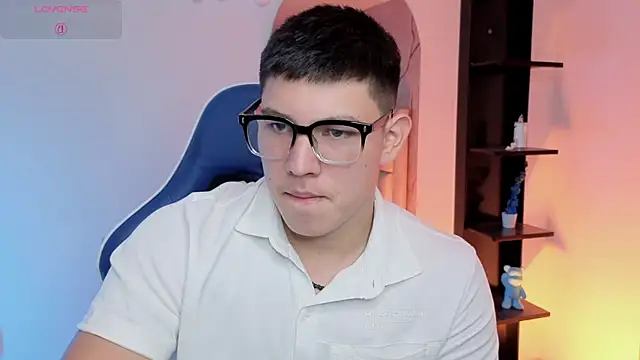 JamesCr_ Adlı Modelin Web Kamerası Şovu
