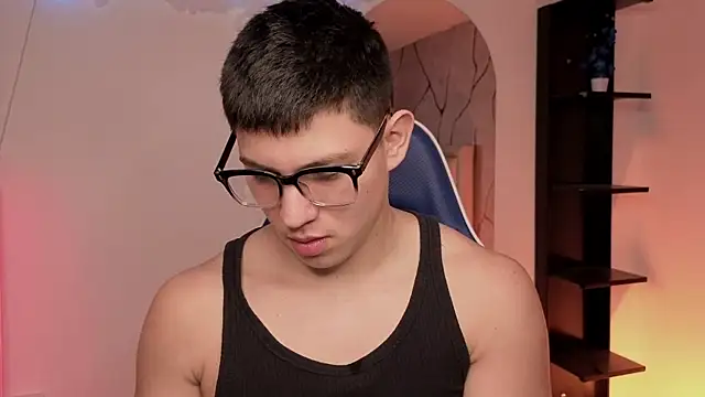 JamesCr_ Show Webcam