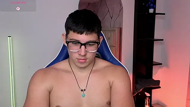 JamesCr_ Show Webcam