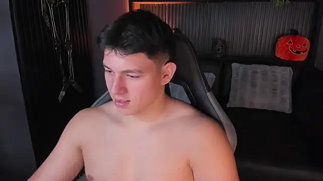 Webkamerová show JamesCr_
