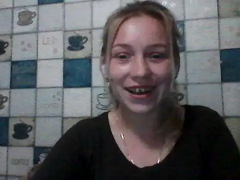 Anna_wey Adlı Modelin Canlı XXX Sohbeti